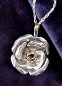 Rose Pendant Necklace